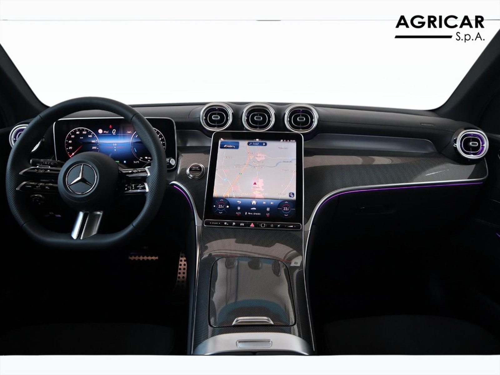 14 - Mercedes GLC suv 300 e amg line advanced plus 4matic 9g-tronic