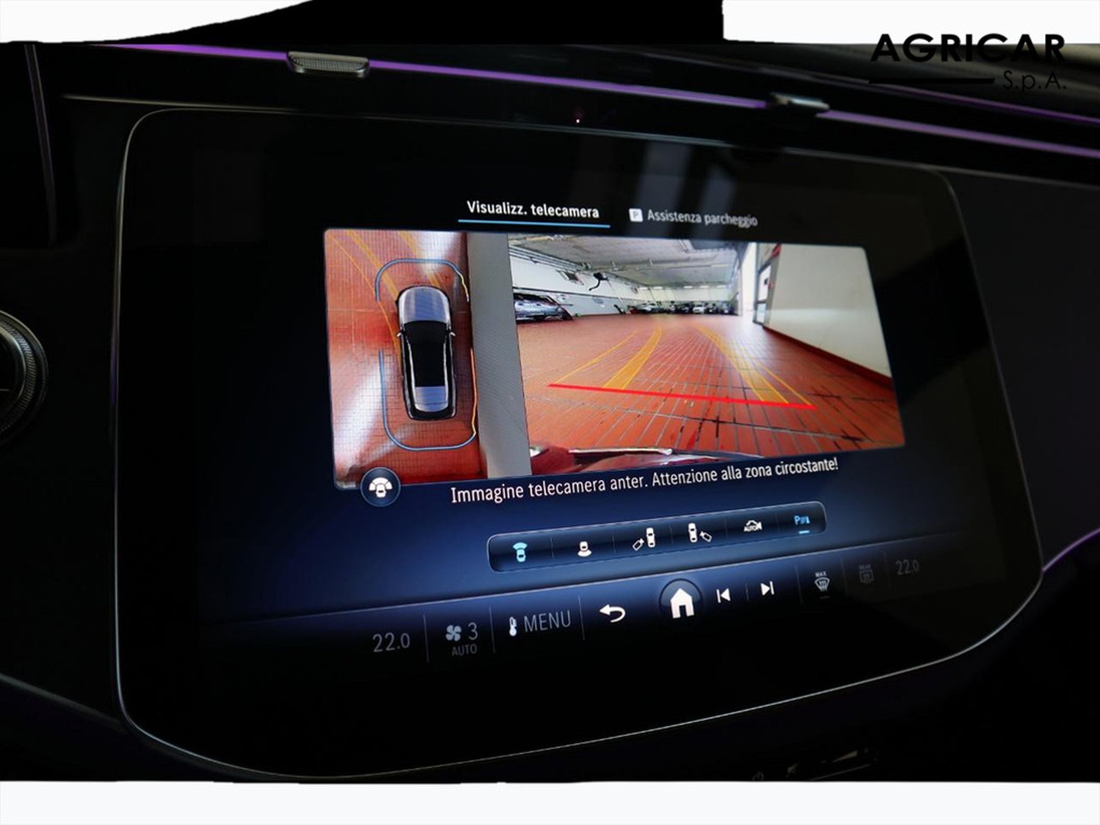 12 - Mercedes Classe E station wagon all-terrain 220 d premium 4matic 9g-tronic