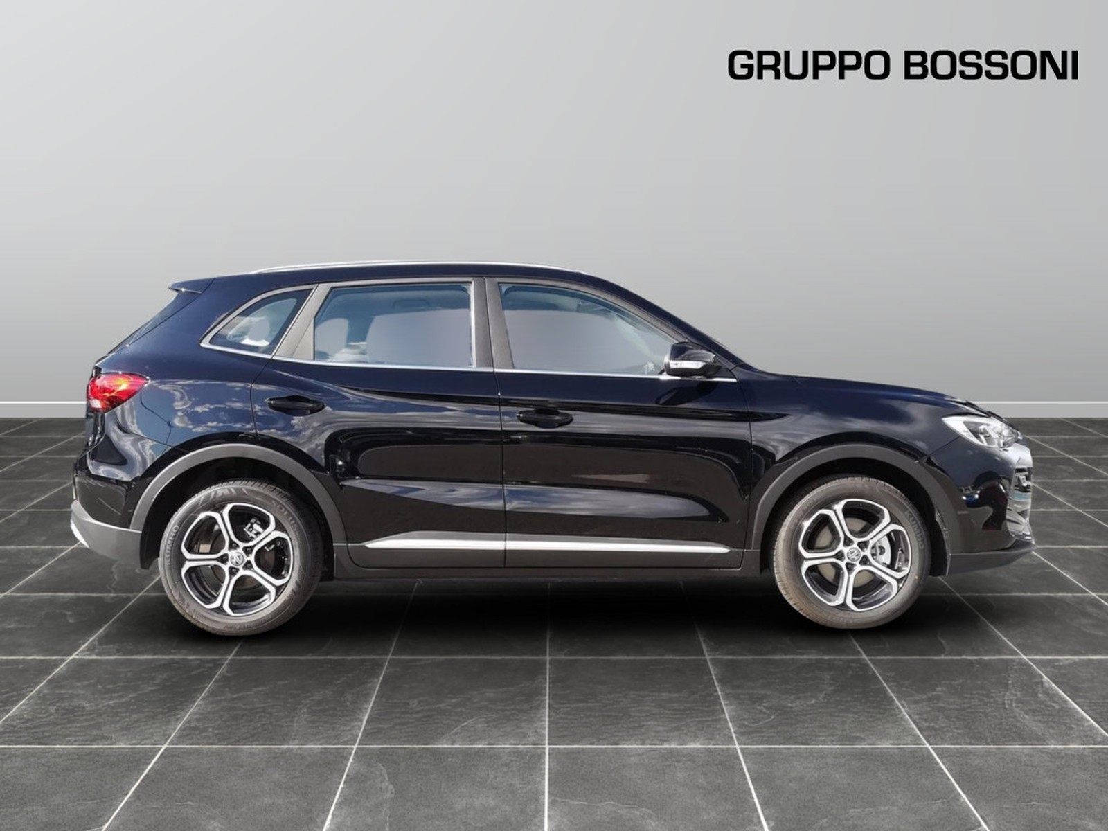 3 - Mg ZS 1.5 hybrid+ comfort auto