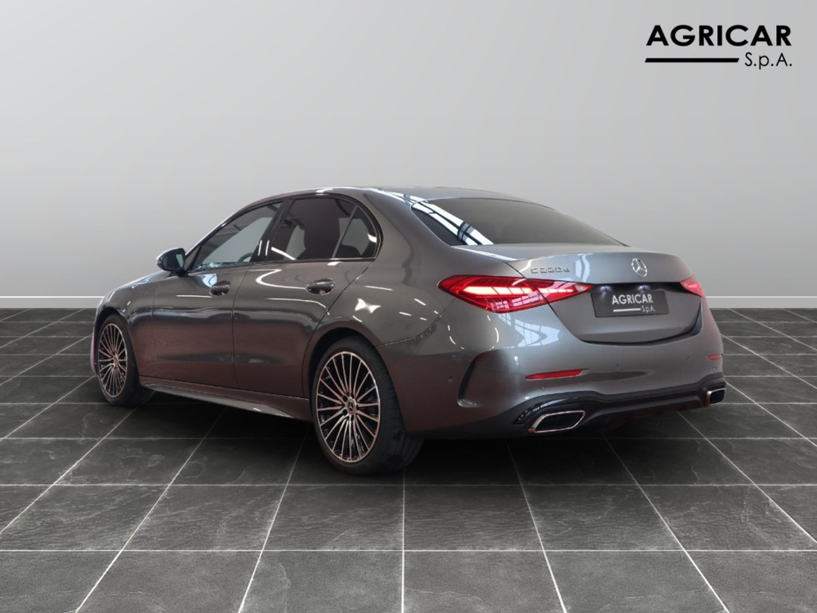 5 - Mercedes Classe C berlina 220 d mild hybrid 200cv amg line advanced 9g-tronic