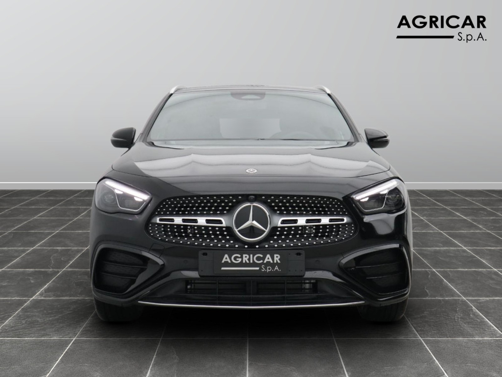 4 - Mercedes GLA 200 d amg line advanced plus 8g-dct