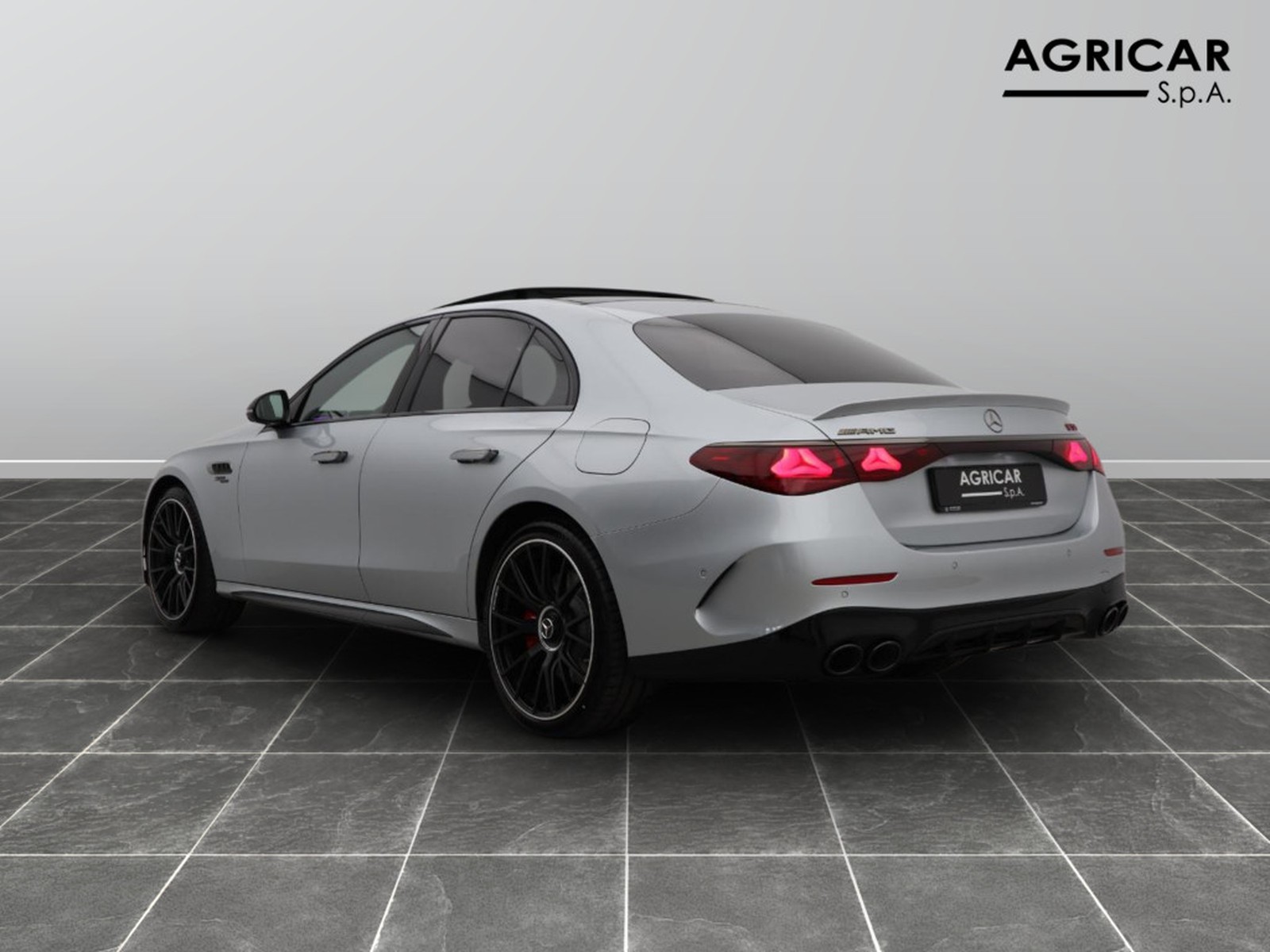 5 - AMG Classe E amg berlina 53 hybrid premium plus 4matic+ 9g-tronic