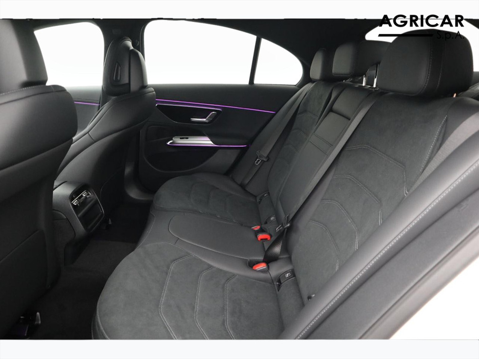 8 - Mercedes Classe E berlina 220 d amg line advanced plus 4matic 9g-tronic