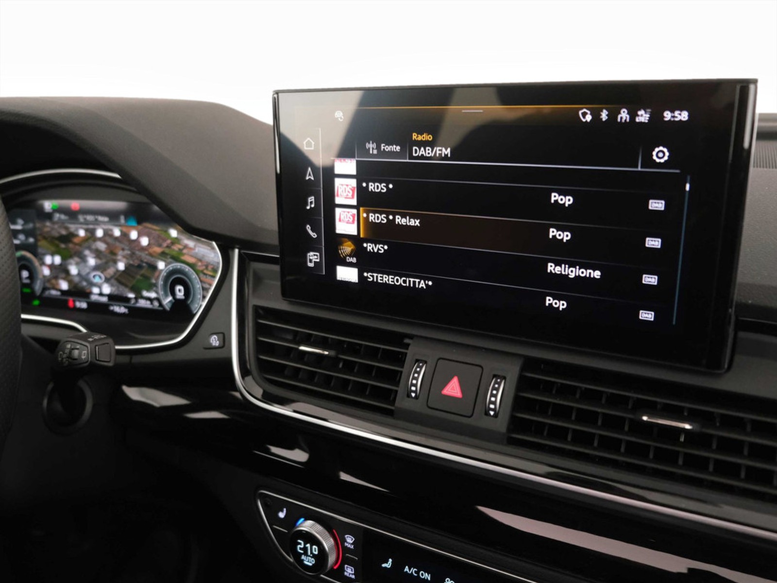 22 - Audi Q5 sportback 55 2.0 tfsi e identity black quattro s tronic