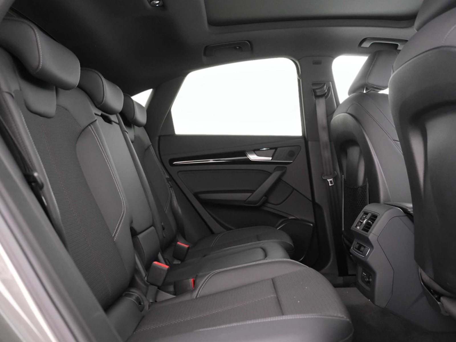 35 - Audi Q5 sportback 55 2.0 tfsi e identity black quattro s tronic