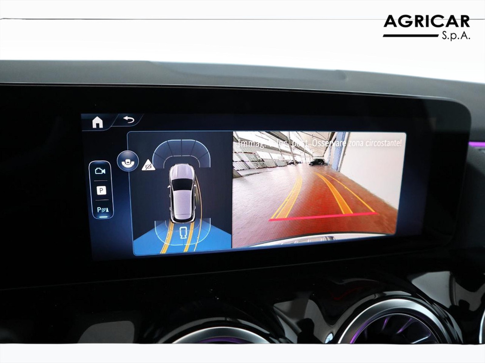 11 - Mercedes GLA 200 d amg line premium 4matic 8g-dct