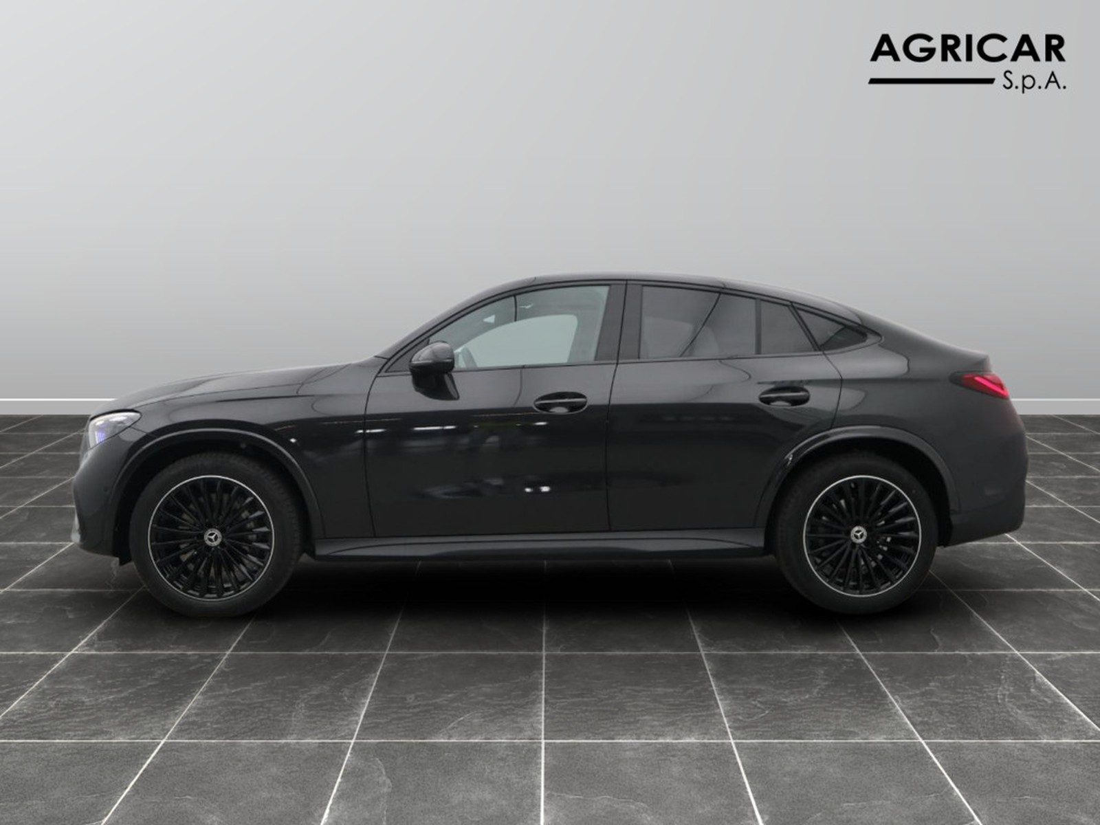 3 - Mercedes GLC coupe 220 d amg line advanced 4matic 9g-tronic