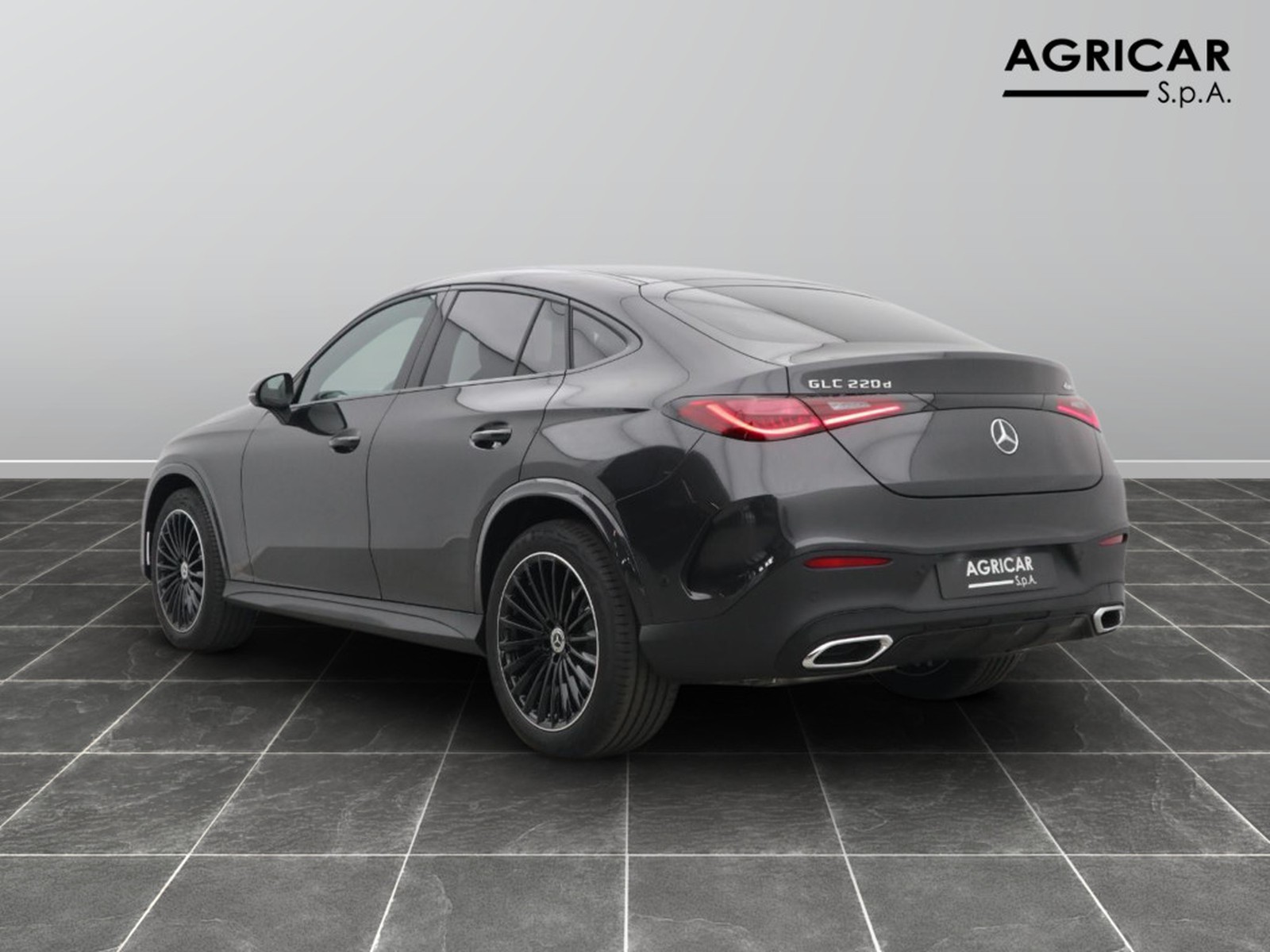 5 - Mercedes GLC coupe 220 d amg line advanced 4matic 9g-tronic