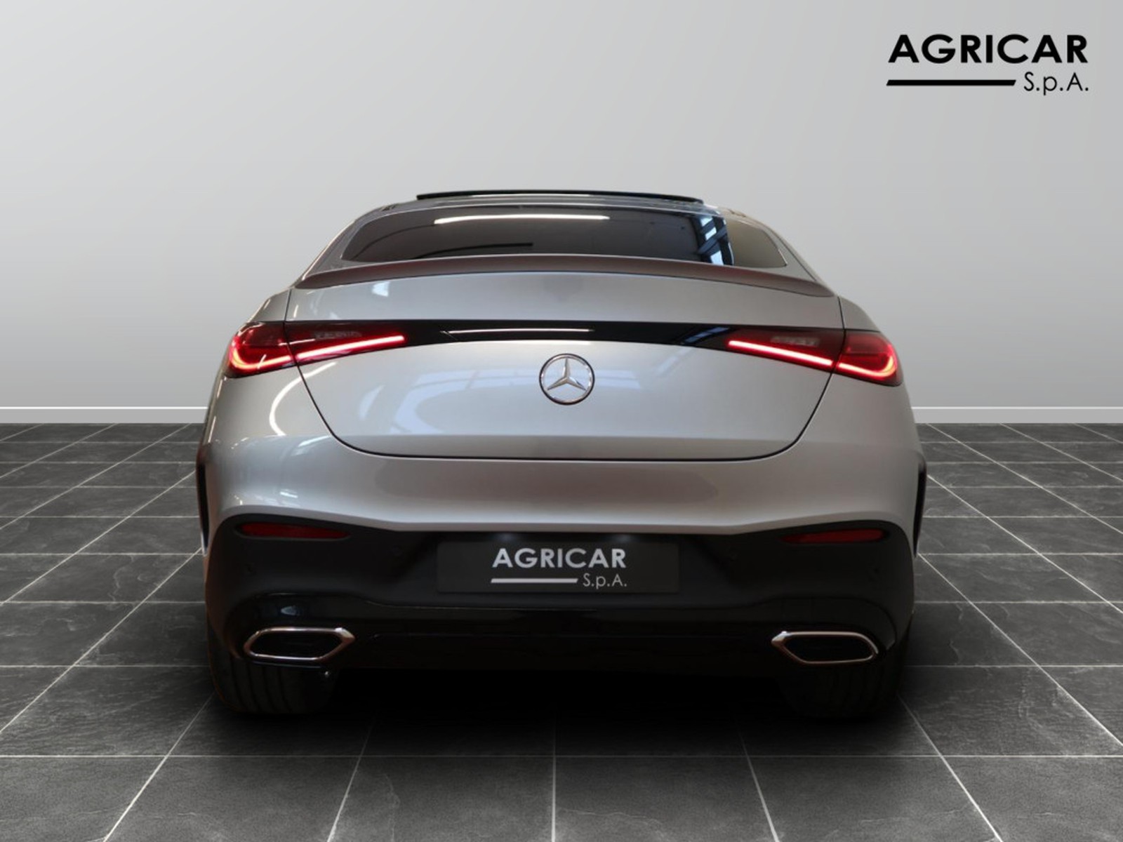 6 - Mercedes GLC coupe 220 d amg line premium 4matic 9g-tronic