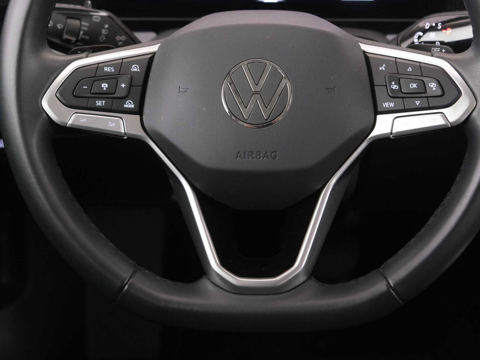 15 - Volkswagen Passat 2.0 tdi scr evo 150cv business dsg