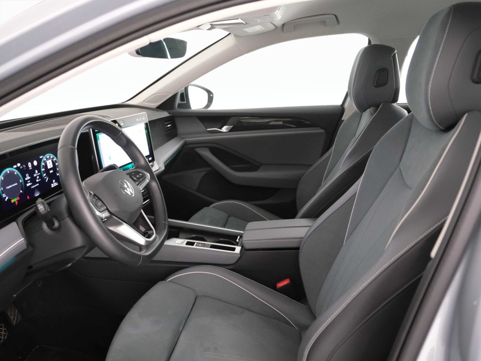 34 - Volkswagen Passat 2.0 tdi scr evo 150cv business dsg