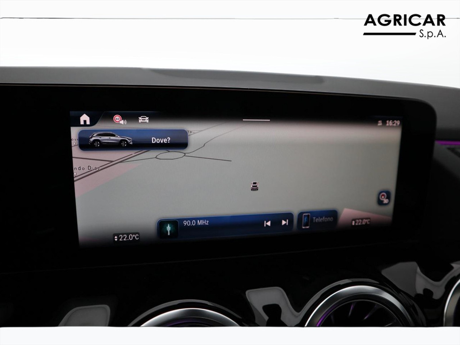 10 - Mercedes GLA 200 d amg line premium 4matic 8g-dct