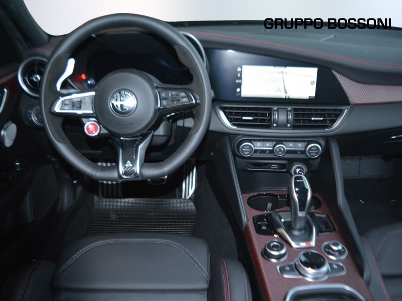 9 - Alfa Romeo Giulia 2.9 v6 520cv quadrifoglio super sport at8