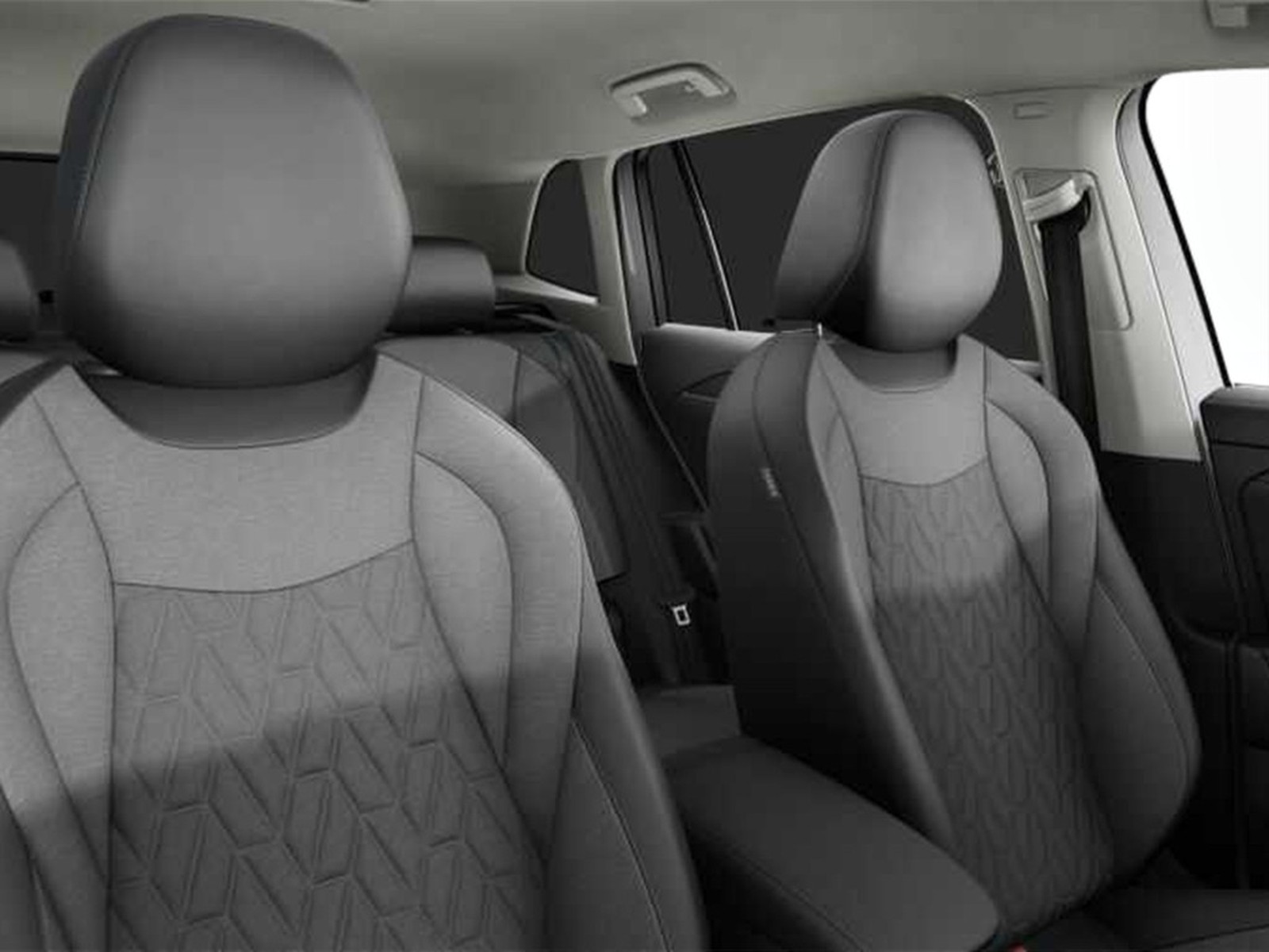 9 - Volkswagen Tiguan 1.5 etsi act 130cv edition plus dsg