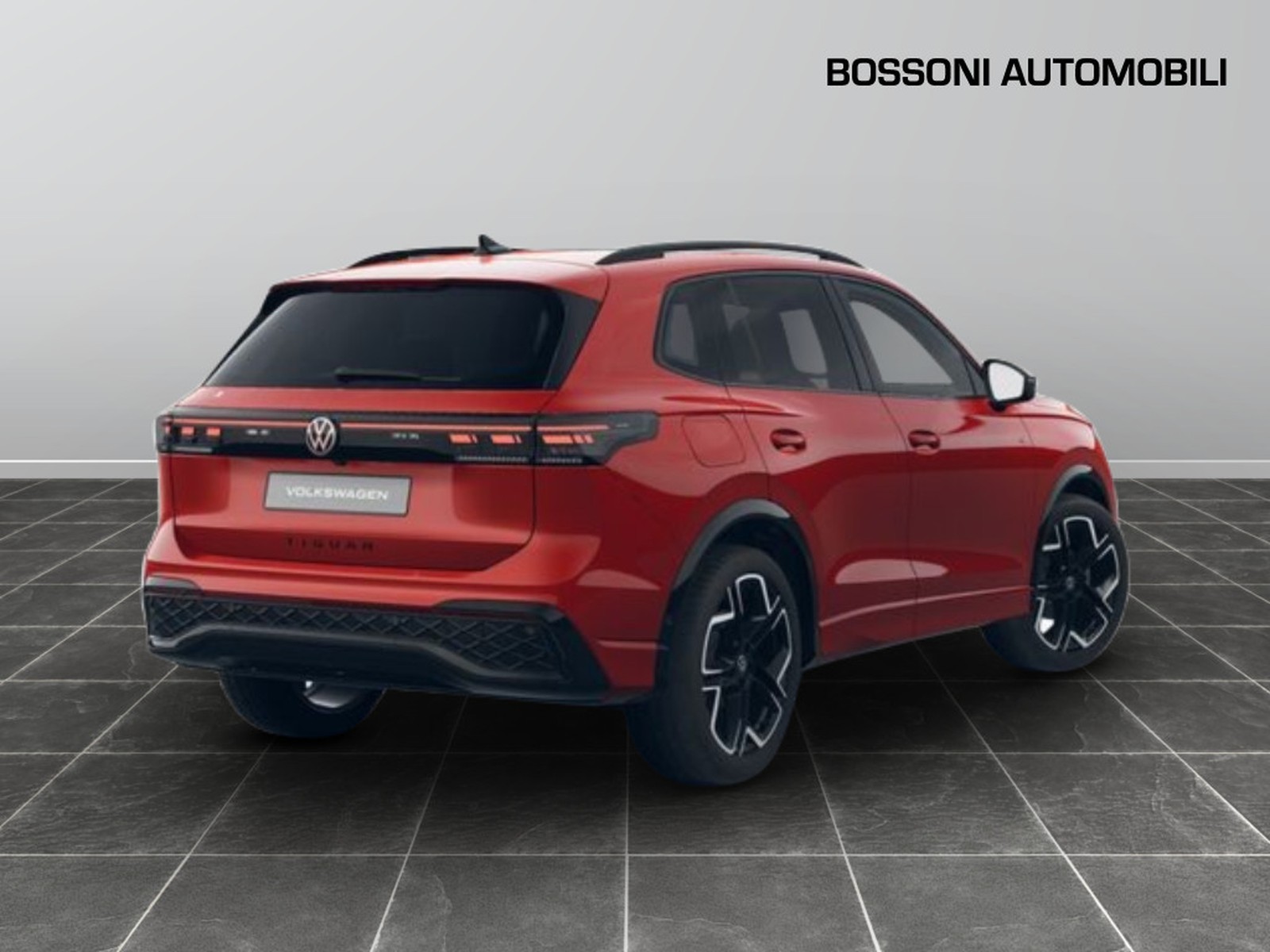 3 - Volkswagen Tiguan 1.5 etsi act 150cv r-line plus dsg