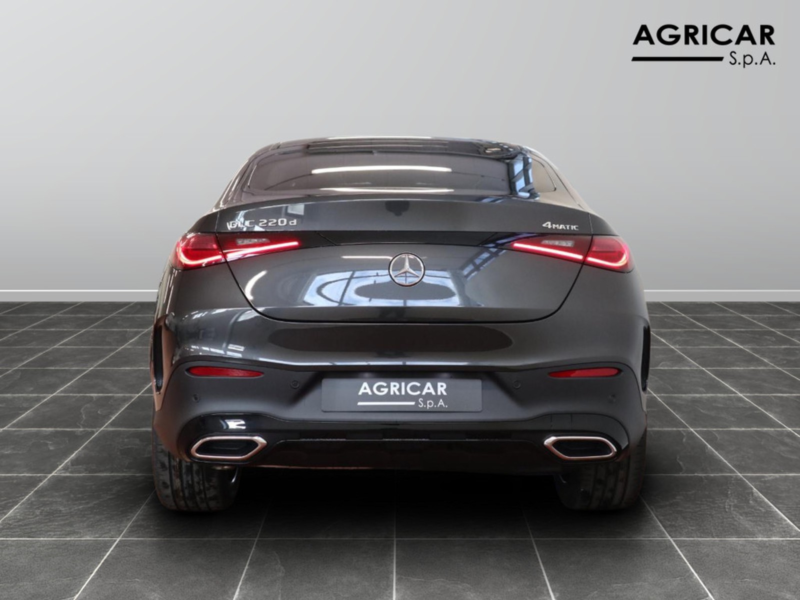 6 - Mercedes GLC coupe 220 d amg line premium 4matic 9g-tronic