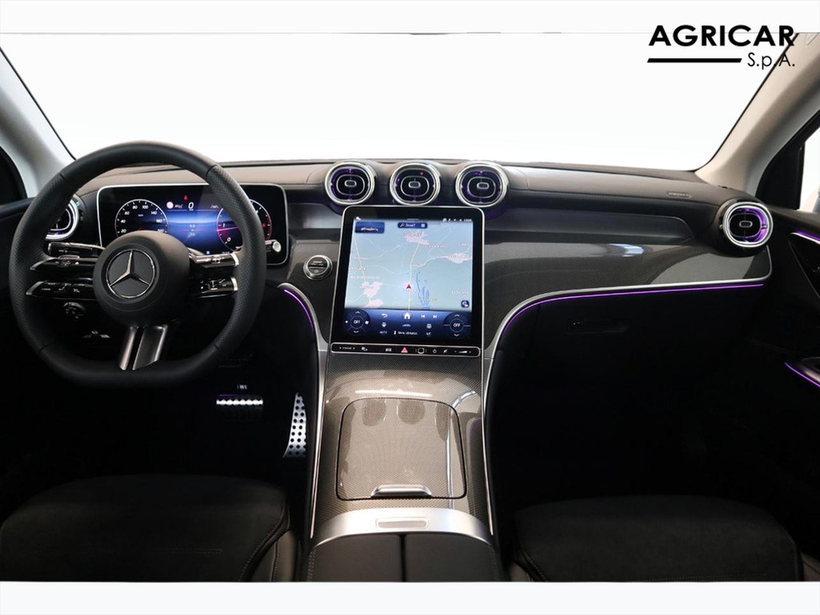 14 - Mercedes GLC coupe 220 d amg line premium 4matic 9g-tronic