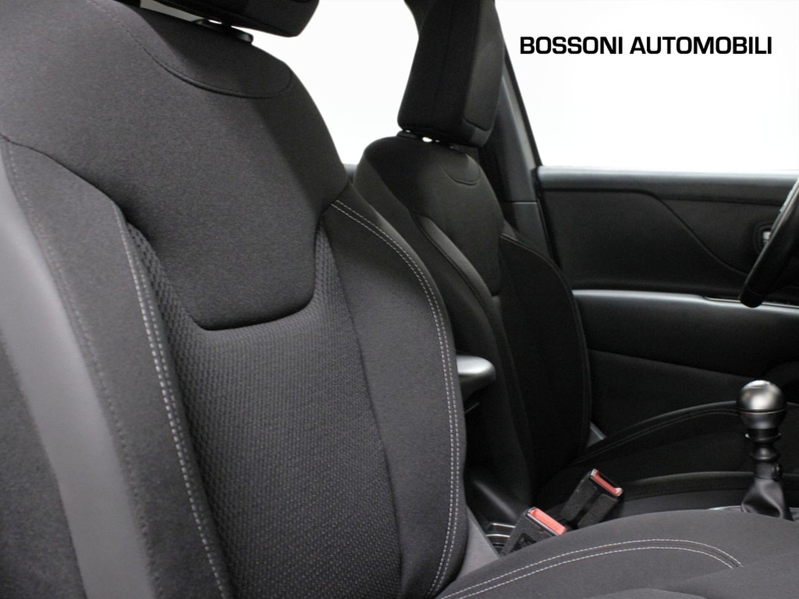 8 - Jeep Renegade 1.0 t3 limited 2wd