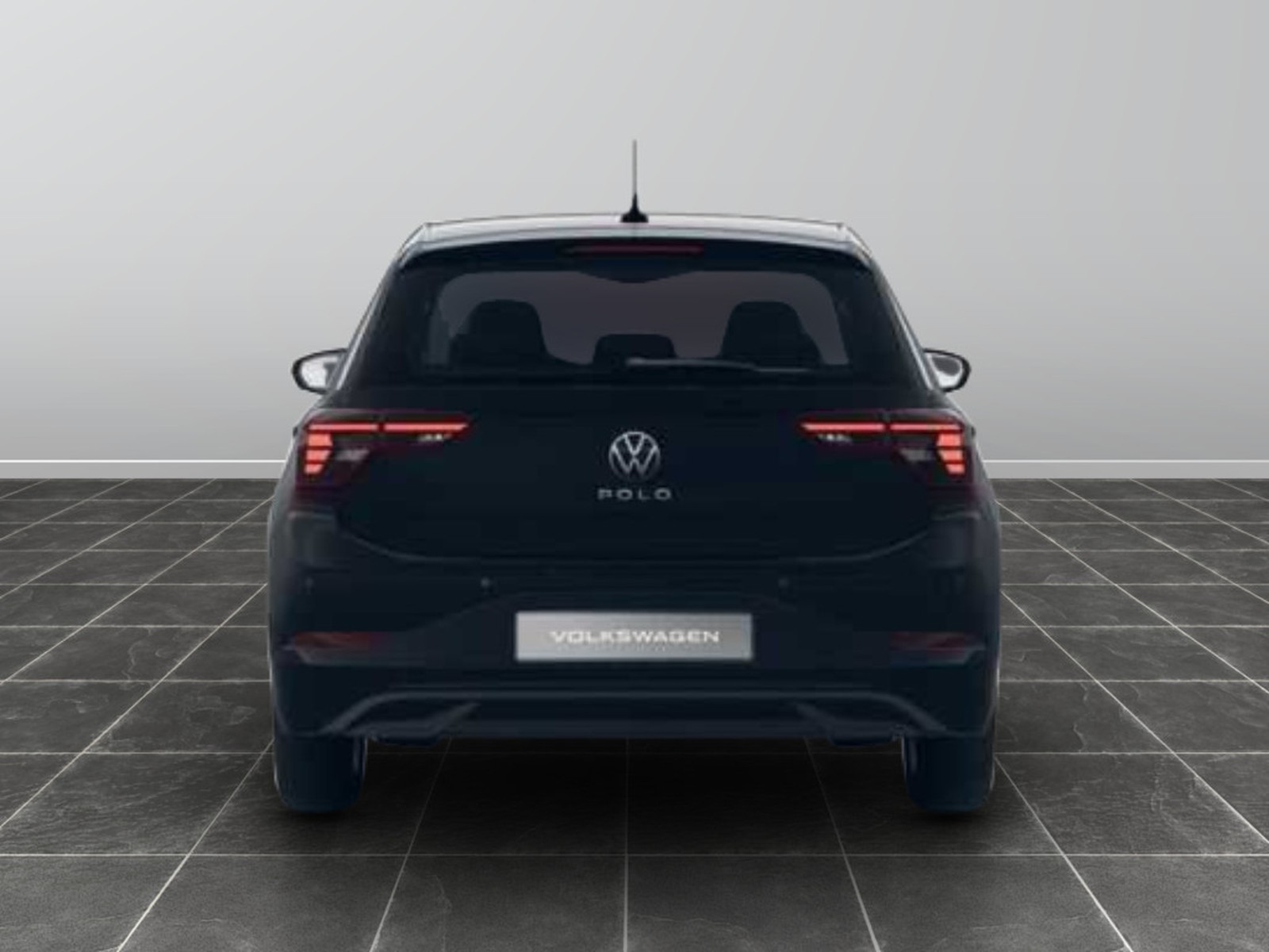 6 - Volkswagen Polo 1.0 tsi 95cv edition plus