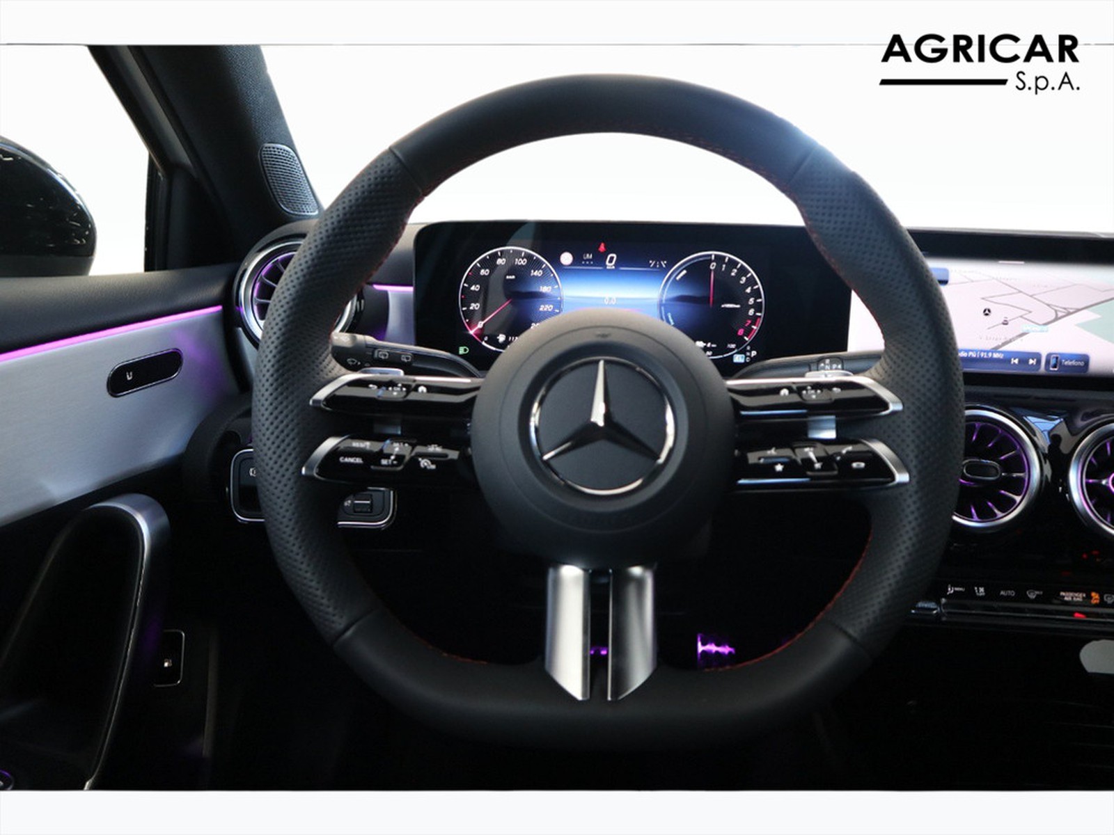 17 - Mercedes Classe A 250 e plug-in-hybrid amg line premium speedshift dct amg 8g