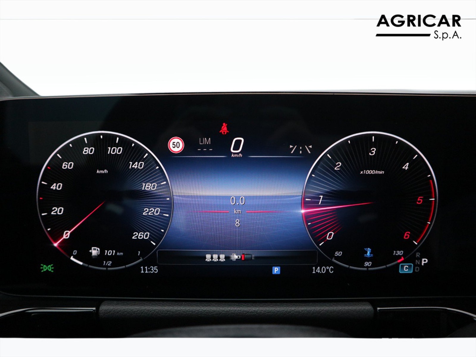 9 - Mercedes GLA 220 d amg line premium 4matic 8g-dct