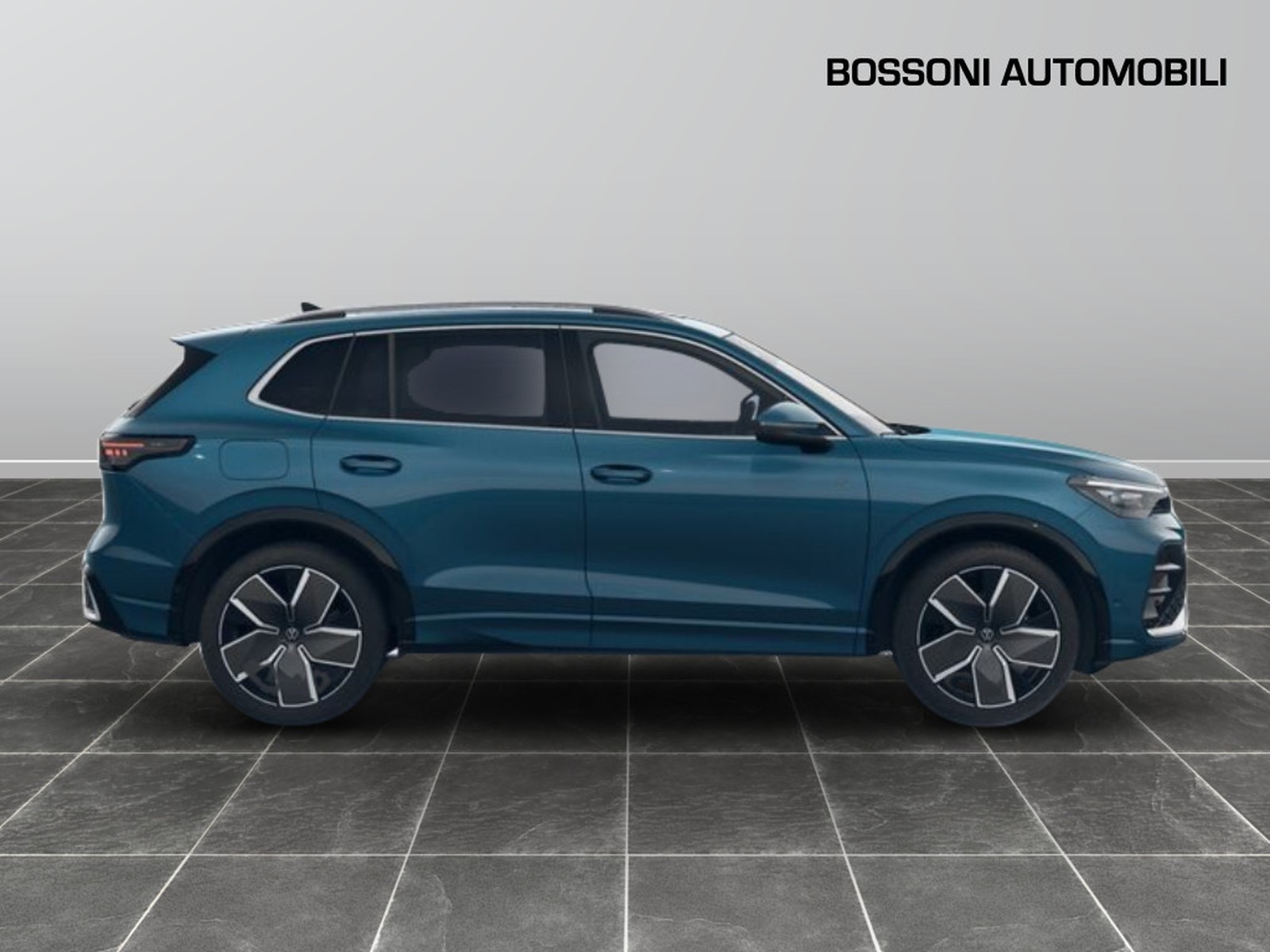 5 - Volkswagen Tiguan 1.5 etsi act 130cv edition plus dsg