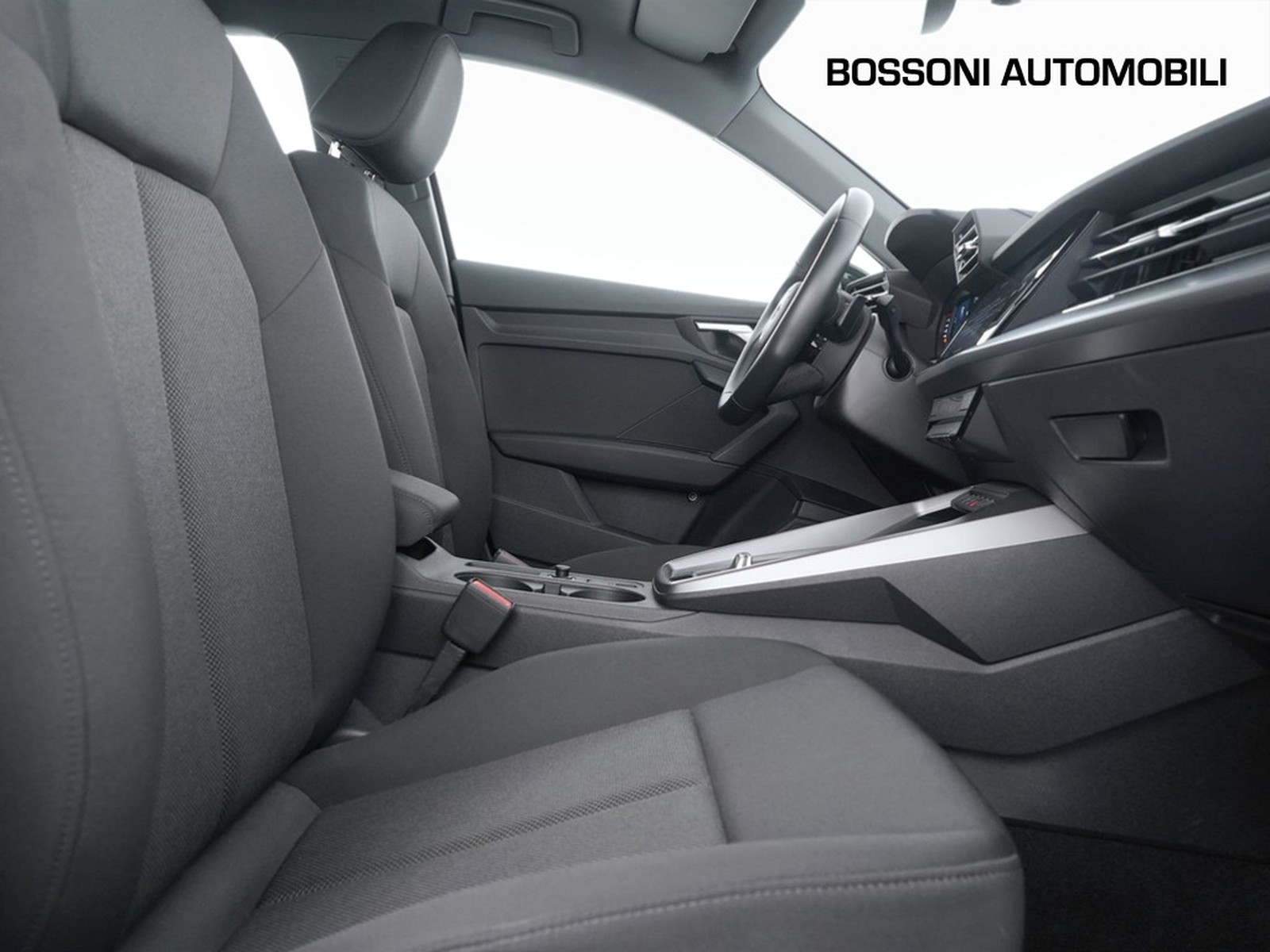 16 - Audi A3 sportback 30 2.0 tdi business s tronic