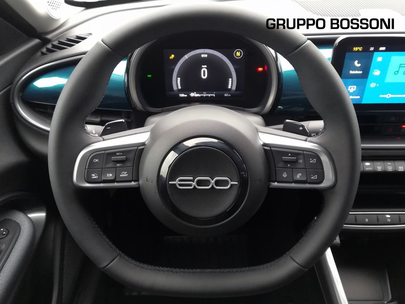 9 - Fiat 600 1.2 hybrid 145cv icon