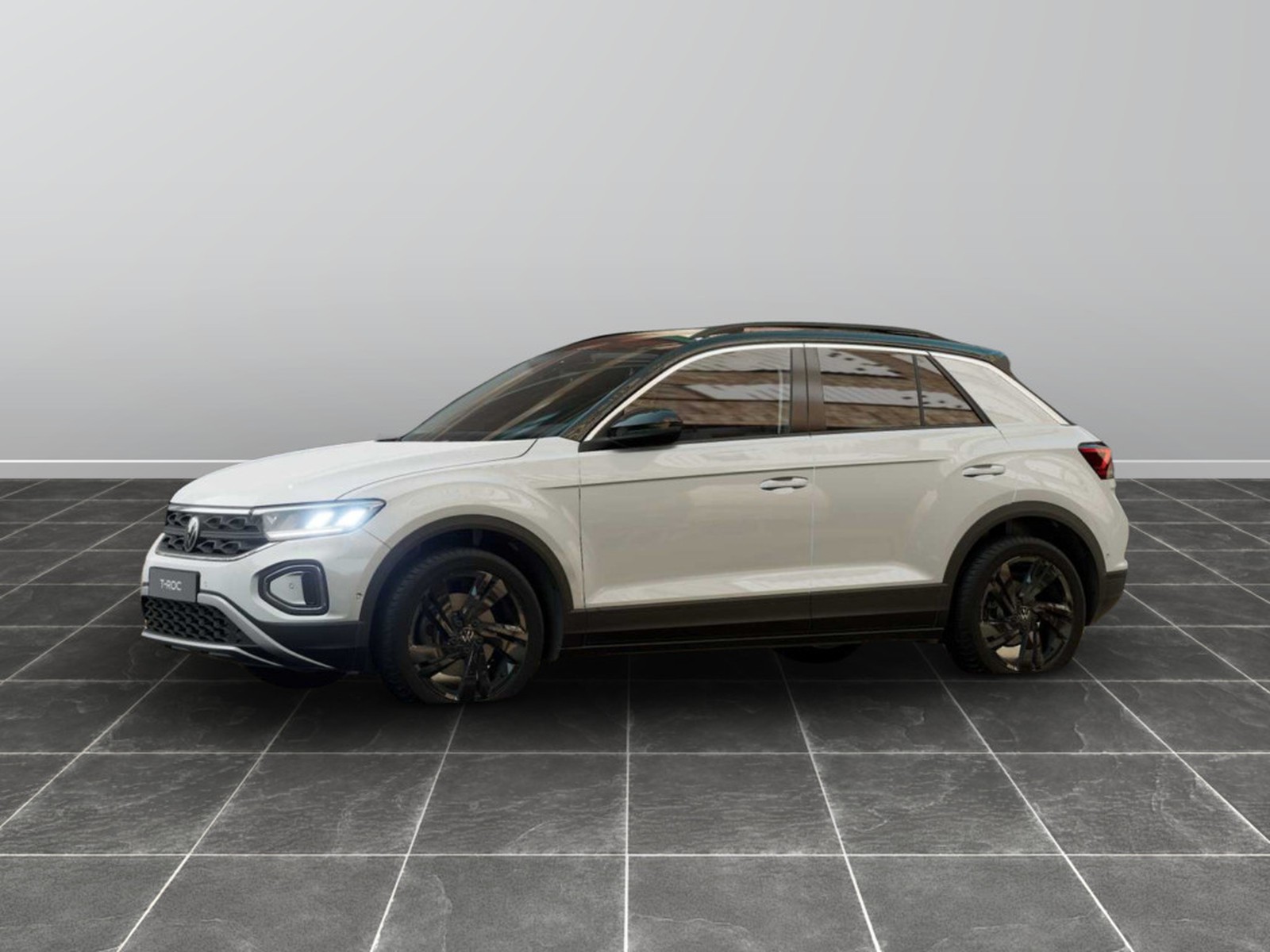 2 - Volkswagen T-Roc 2.0 tdi scr 150cv sport dsg