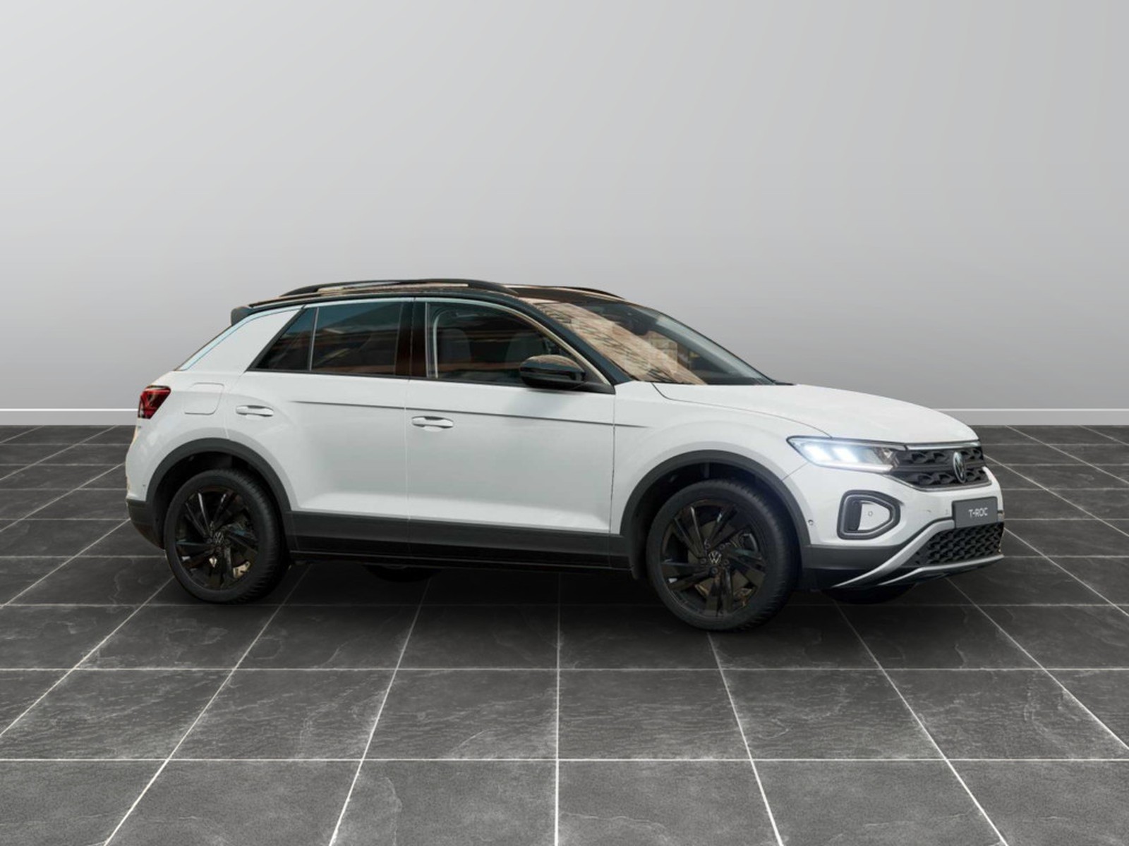 3 - Volkswagen T-Roc 2.0 tdi scr 150cv sport dsg