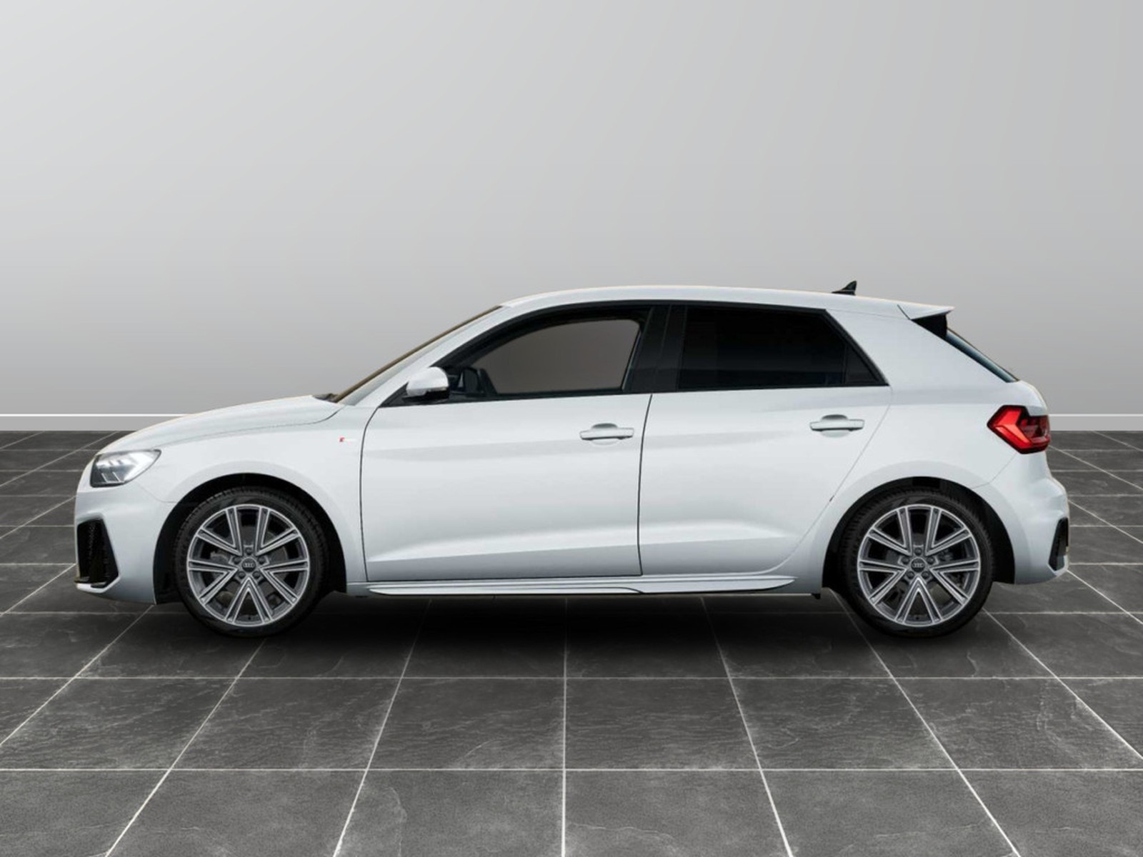 3 - Audi A1 sportback 30 1.0 tfsi 116cv s line edition