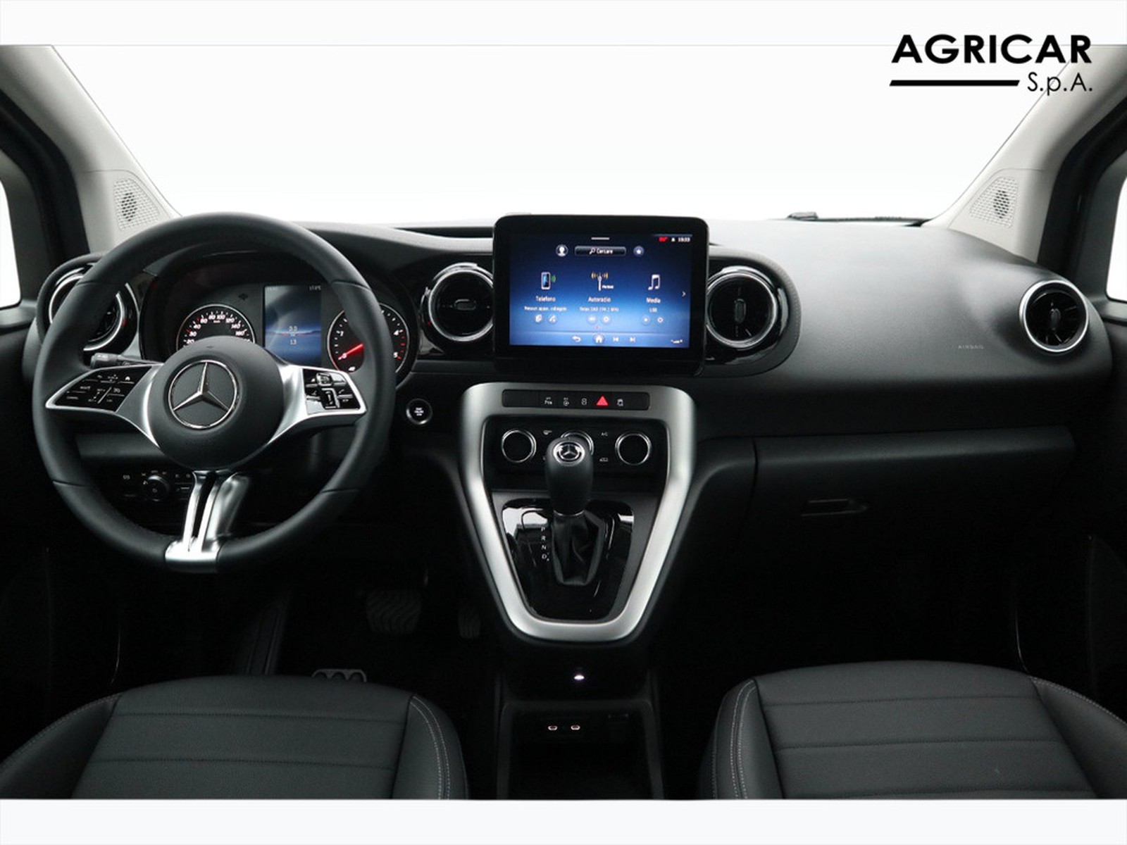 12 - Mercedes Vans Classe T long 160 d premium