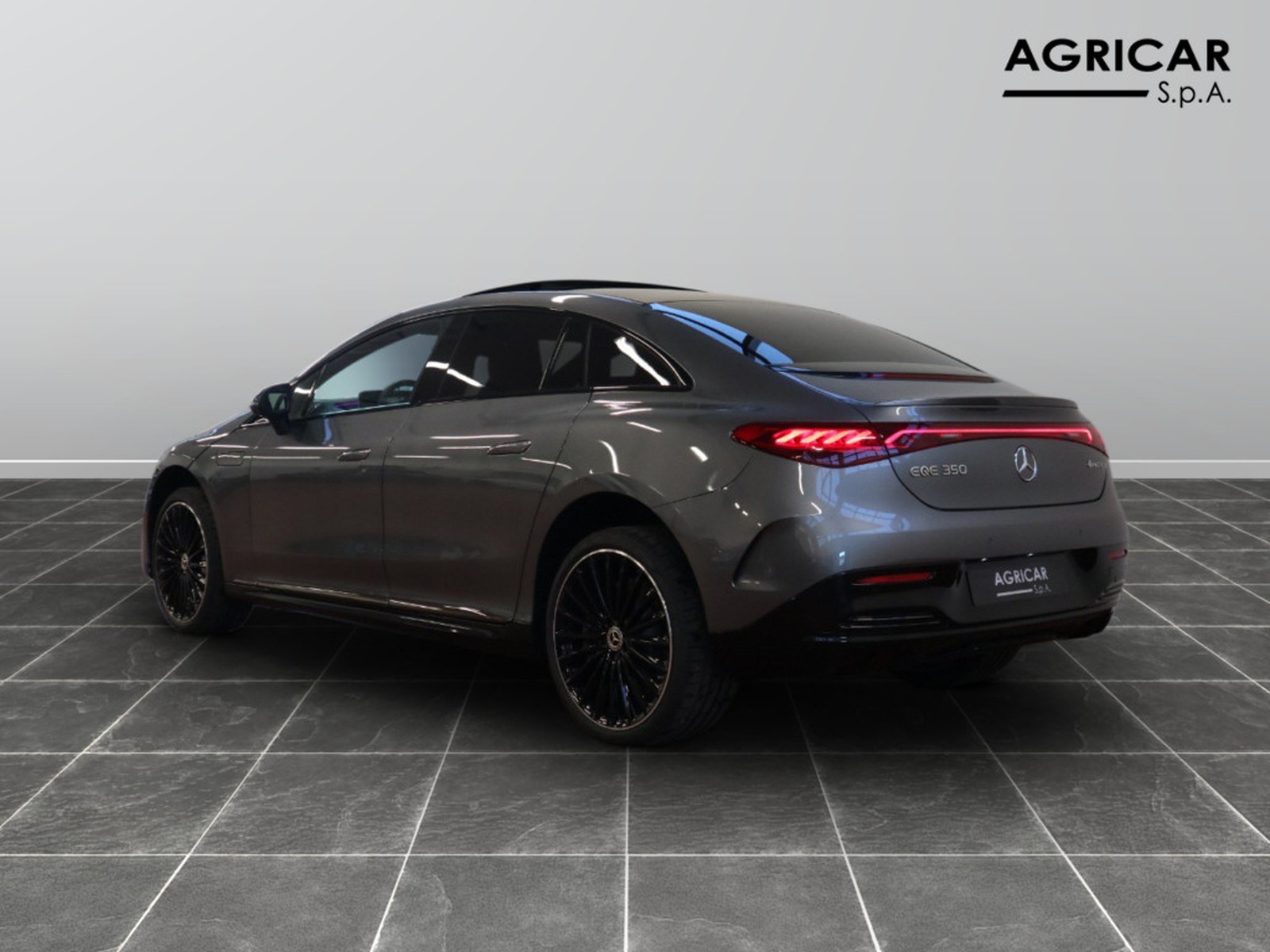 5 - Mercedes EQE 350 premium plus 4matic