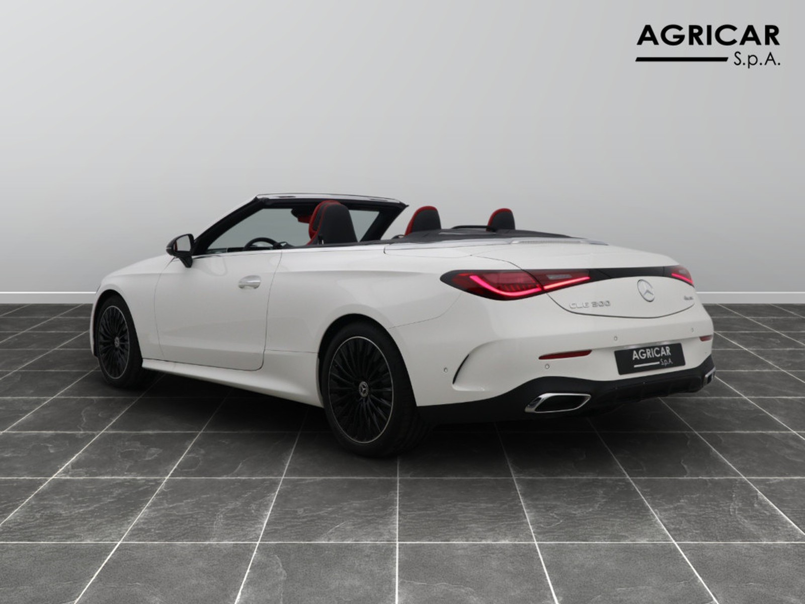 5 - Mercedes CLE cabrio 300 amg line advanced 4matic 9g-tronic plus