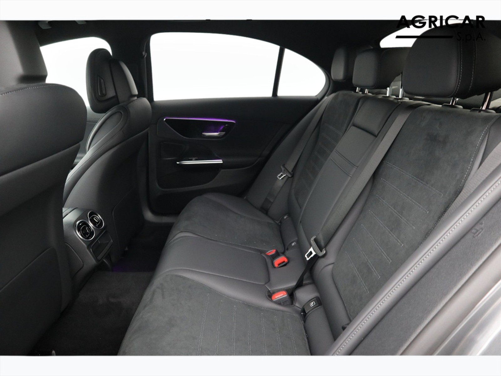 8 - Mercedes Classe C berlina 220 d mild hybrid 200cv amg line advanced 9g-tronic