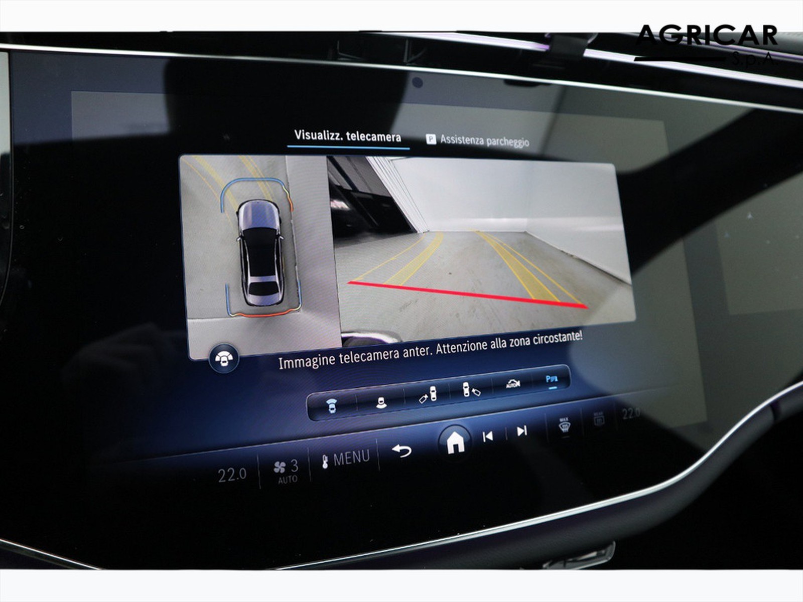 12 - Mercedes Classe E berlina 220 d amg line premium 4matic 9g-tronic