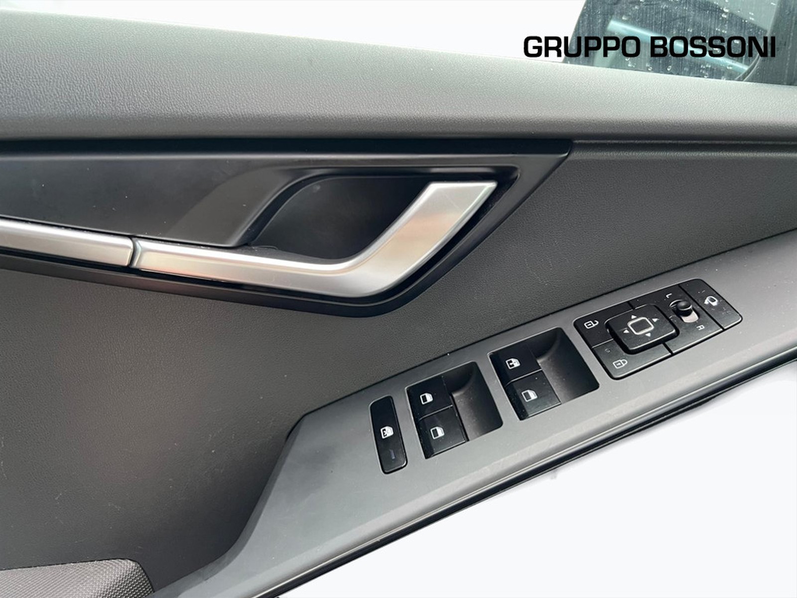 14 - Kia Niro 1.6 gdi hybrid 129cv business dct6