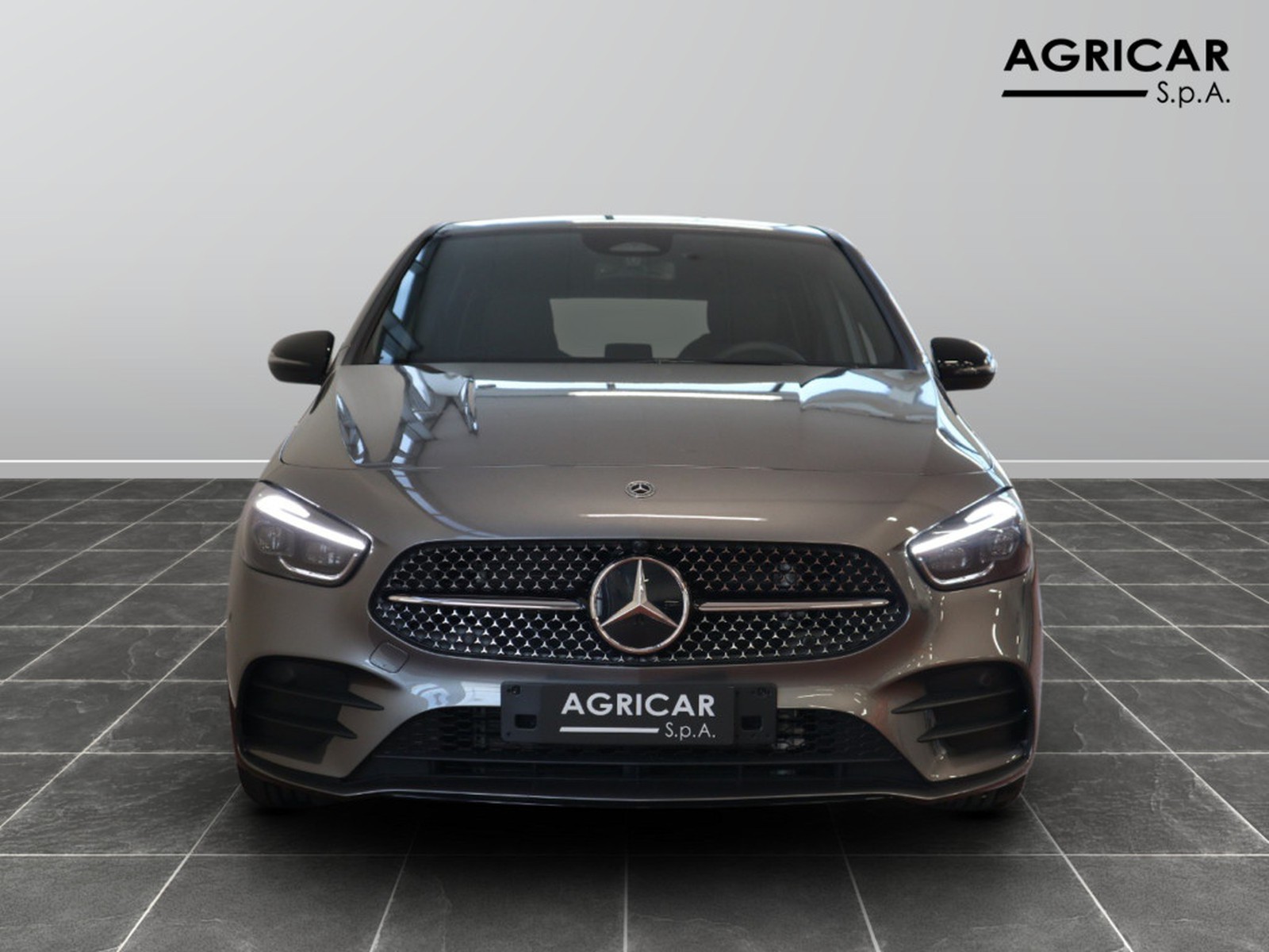 2 - Mercedes Classe B 180 d amg line advanced plus 8g-dct