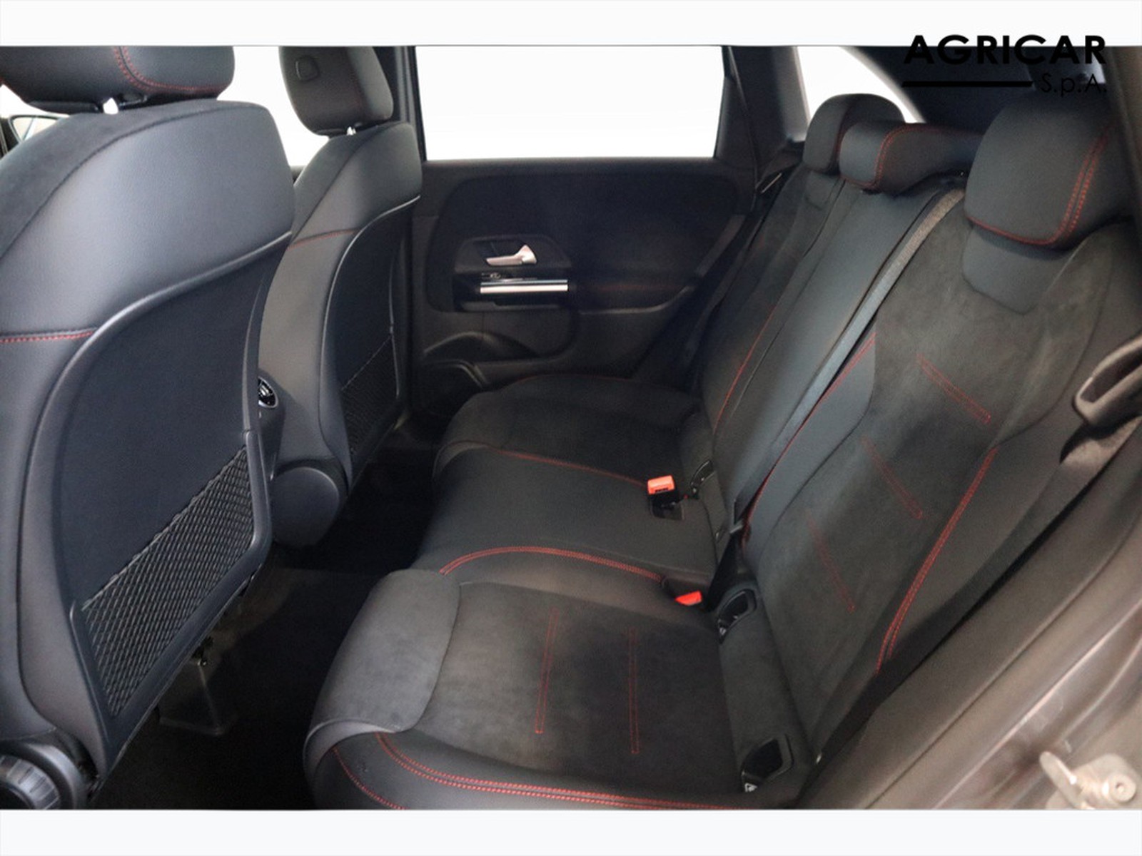 8 - Mercedes Classe B 180 d amg line advanced plus 8g-dct