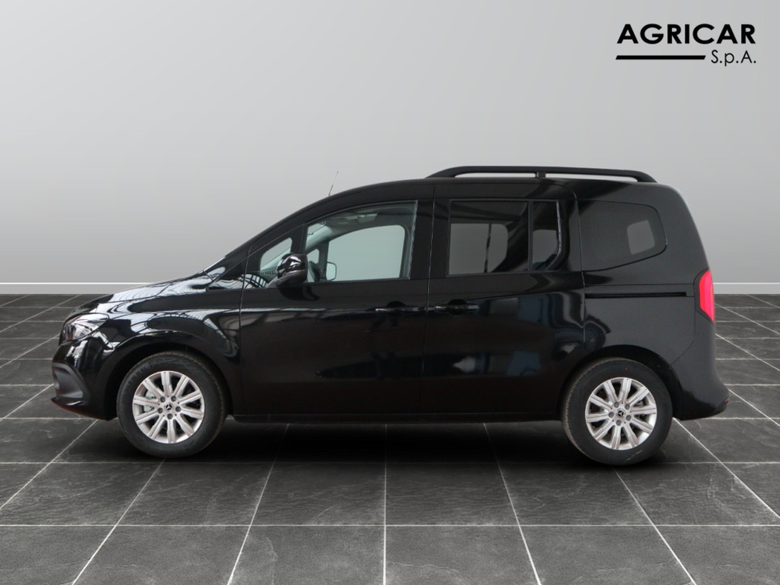 3 - Mercedes Vans Classe T long 160 d