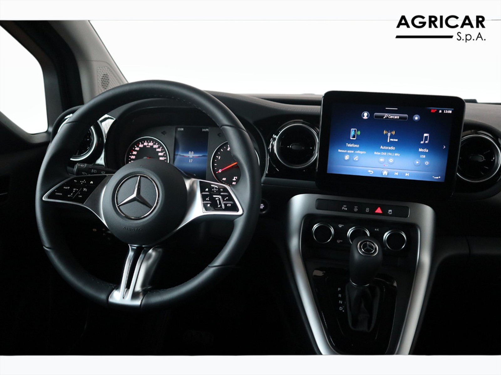 12 - Mercedes Vans Classe T long 160 d