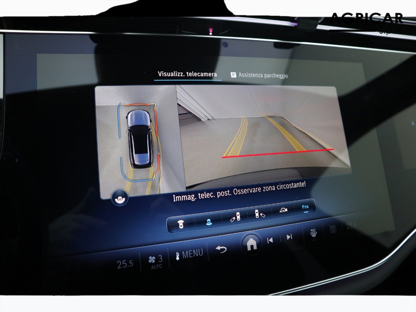 11 - Mercedes Classe E station wagon 220 d amg line premium 4matic 9g-tronic