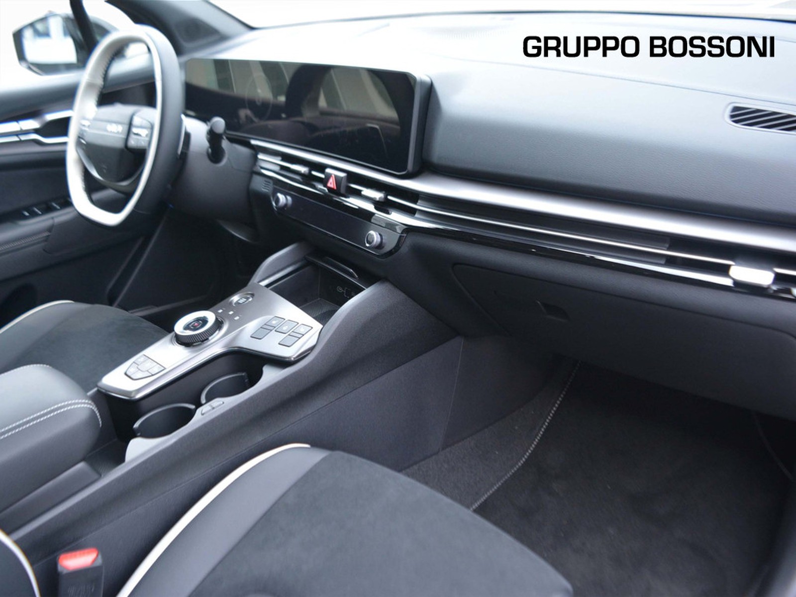 8 - Kia Sportage 1.6 crdi mhev gt-line sunroof pack dct7