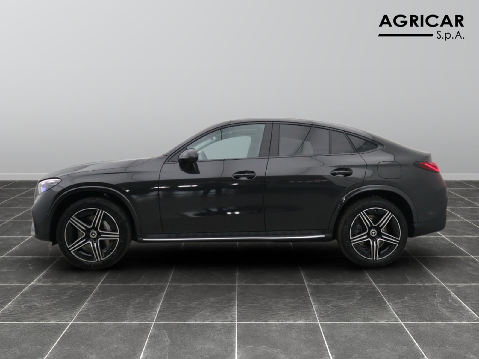 3 - Mercedes GLC coupe 300 de plug in hybrid amg line advanced tech 4matic 9g-tronic