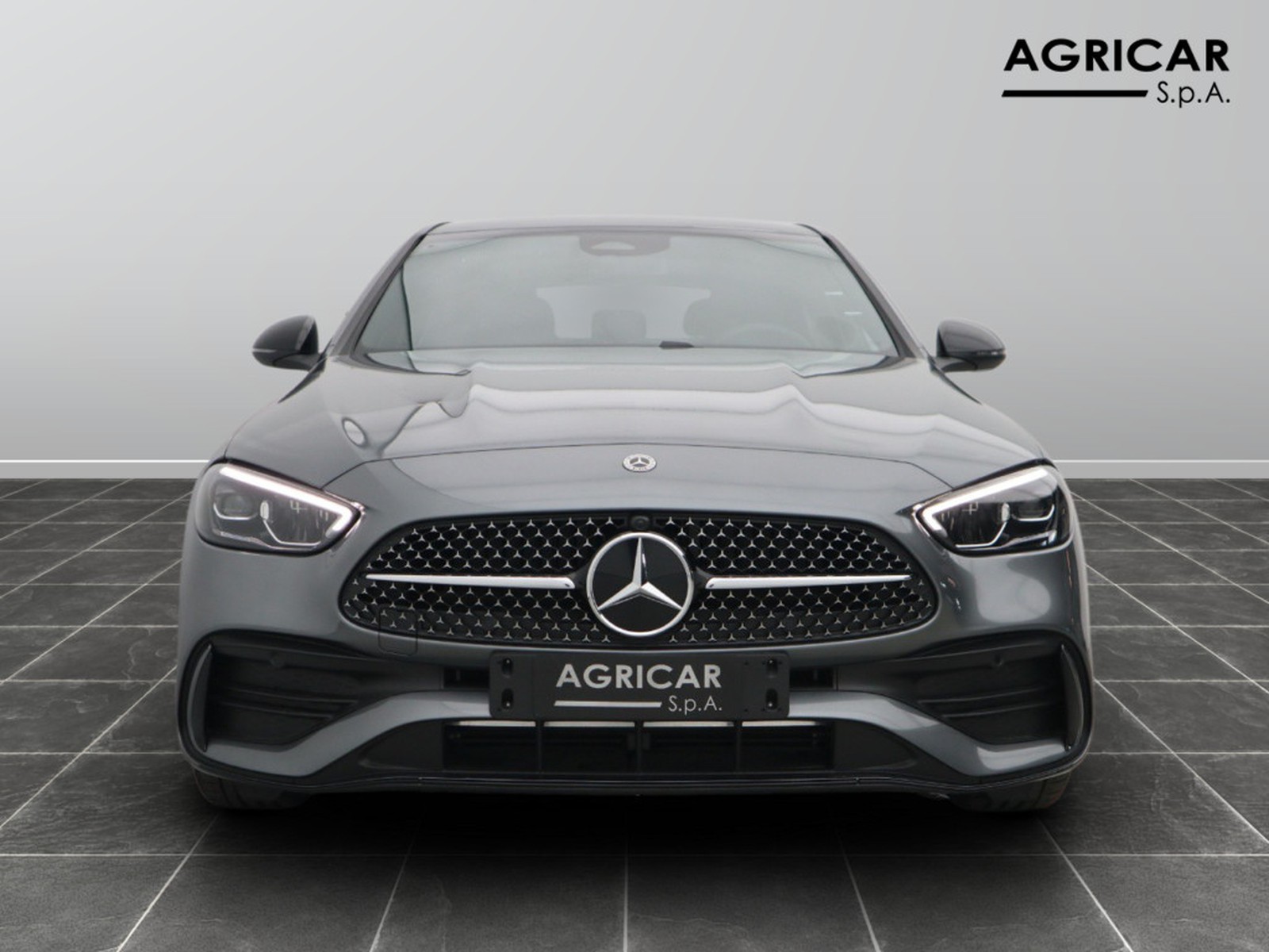 2 - Mercedes Classe C berlina 220 d mild hybrid 200cv amg line advanced 4matic 9g-tronic