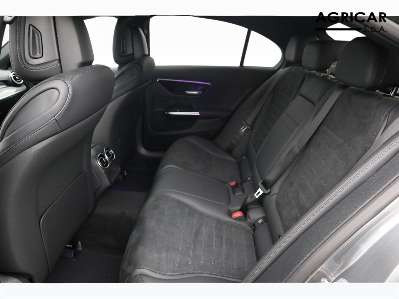 8 - Mercedes Classe C berlina 220 d mild hybrid 200cv amg line advanced 4matic 9g-tronic