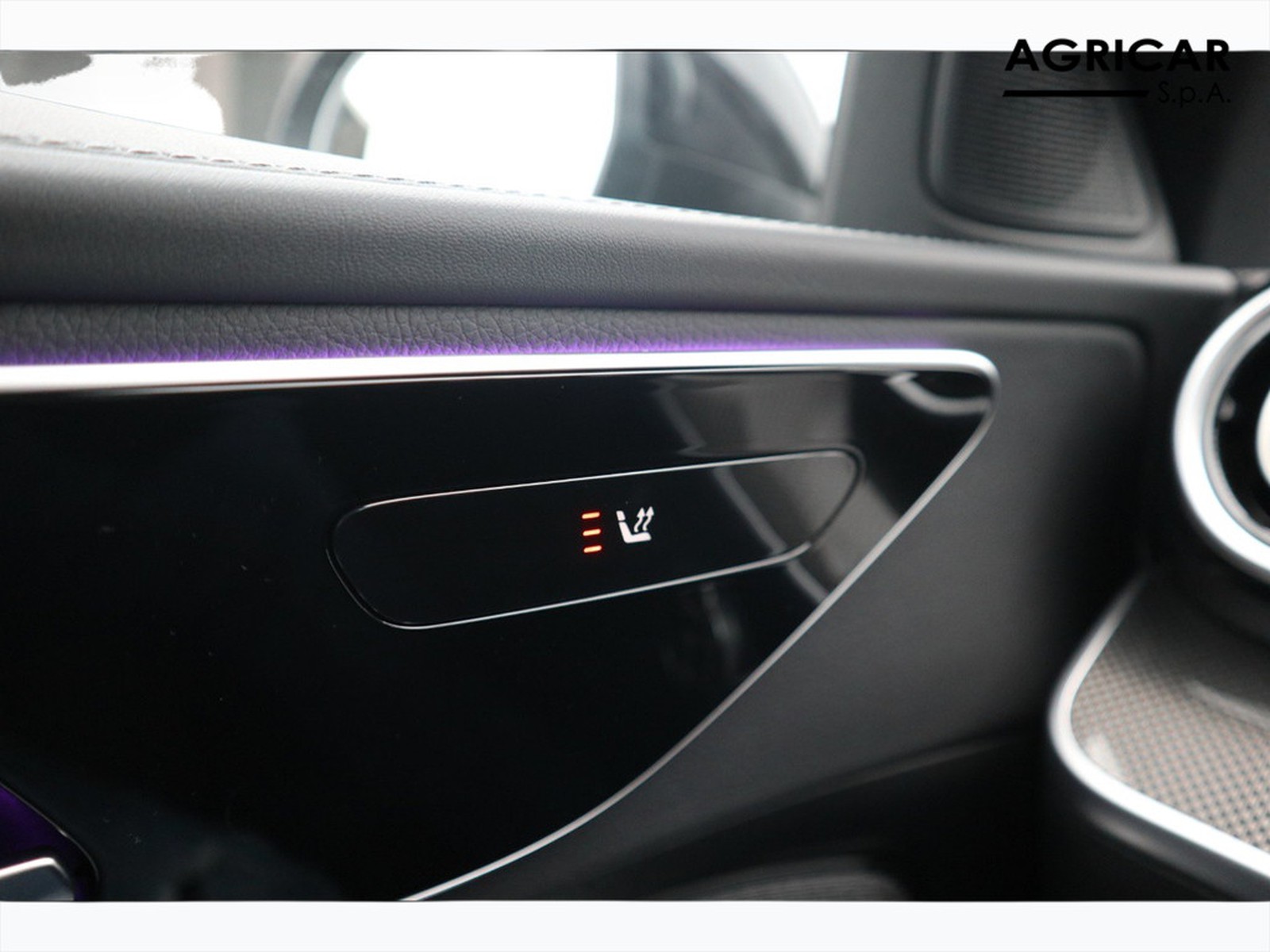 14 - Mercedes Classe C berlina 220 d mild hybrid 200cv amg line advanced 4matic 9g-tronic