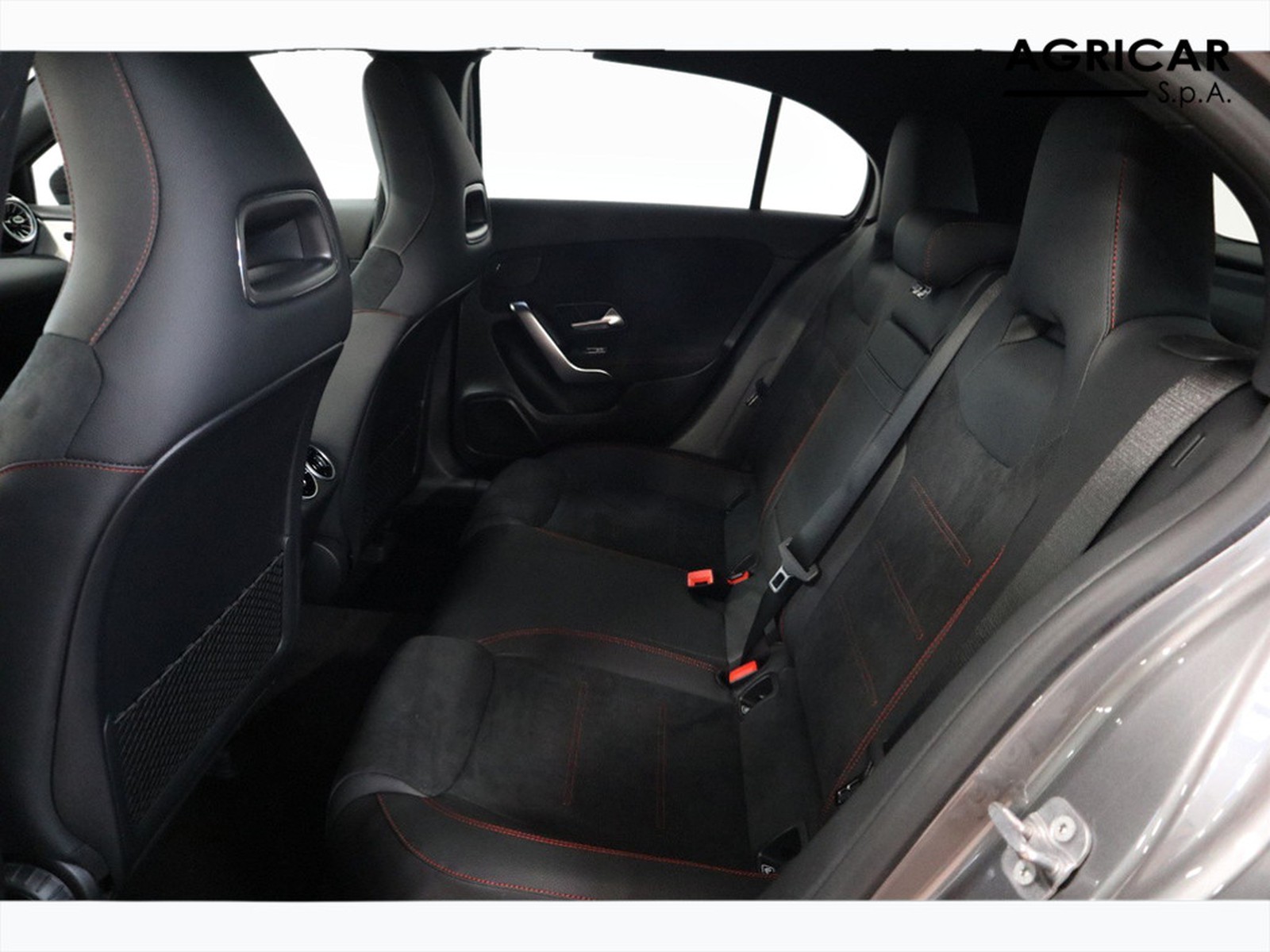 8 - Mercedes Classe A 200 d amg line premium speedshift dct amg 8g