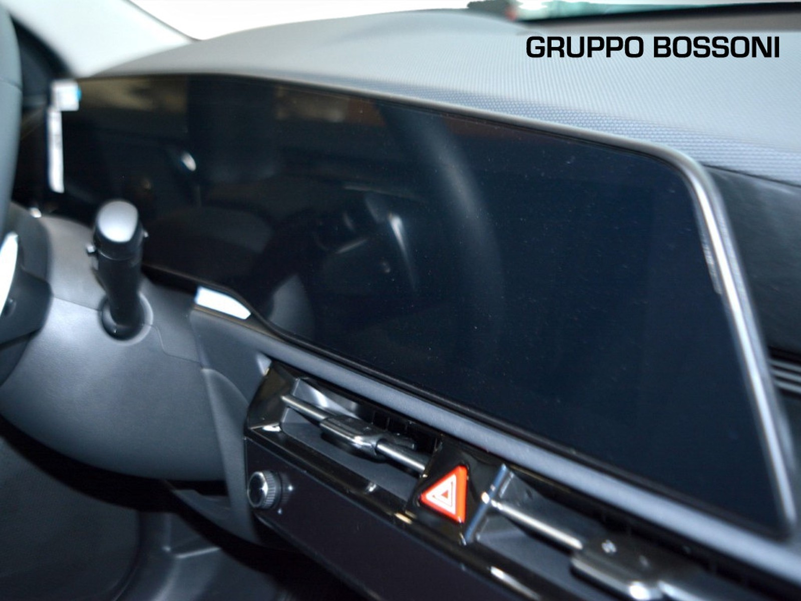 11 - Kia Niro 1.6 gdi hybrid 129cv style dct6