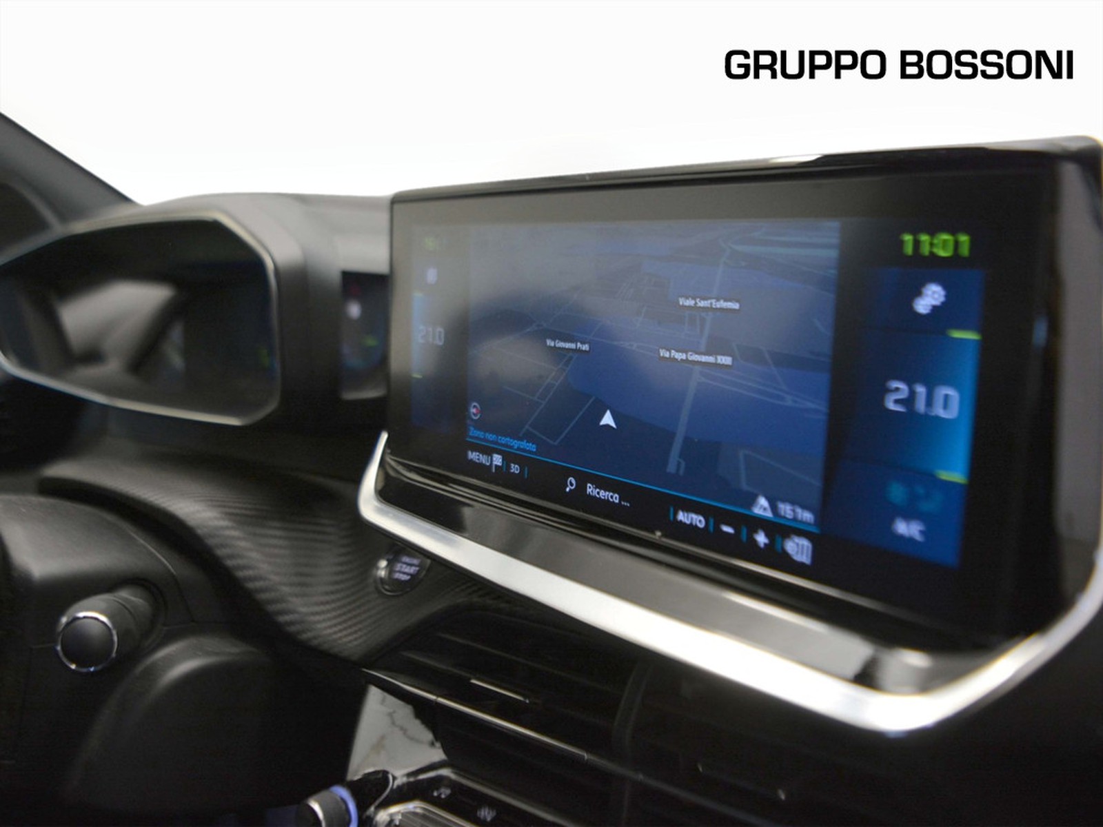 10 - Peugeot e-2008 100kw gt line